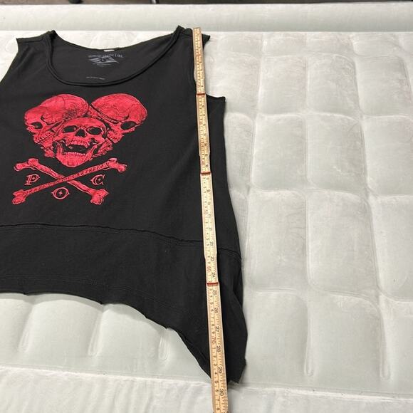 Disney Cruise Lines Pirates of the Caribbean Trapeze Cut Tank Top Size Large - Picture 7 of 10